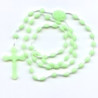 Rosenkranz mit Verschluss Plastik Grün Umfang 56 cm