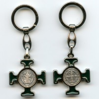 Schlüsselanhänger Benediktuskreuz Metall Silberfarben Grün Länge ca. 10 cm