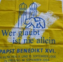 Pilgerandenken Tuch Papst Benedikt XVI München und Freising 2006 Gelb