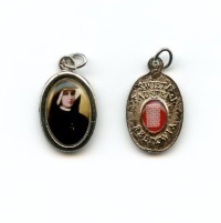 Medaille Heilige Faustyna mit Reliquie Silberfarben 18 mm